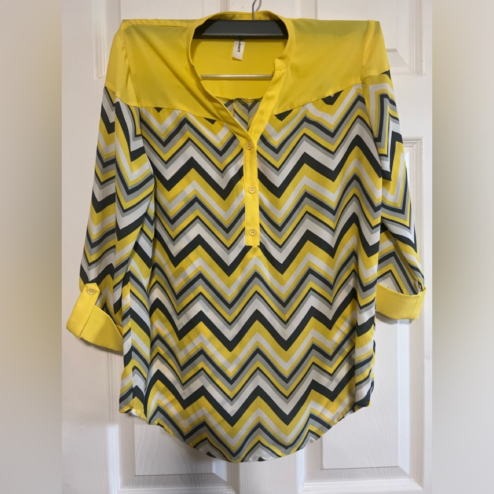 Tacera Chevron blouse 3/4 sleeve Yellow gray Sz Small